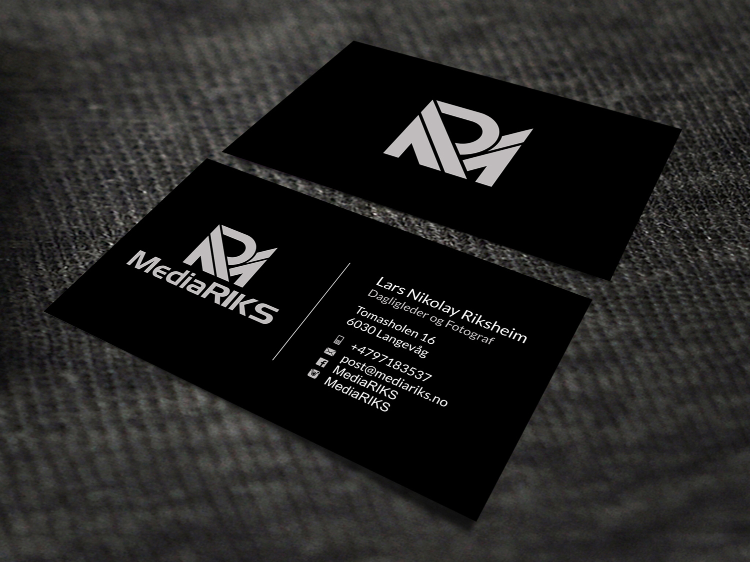 Business Card Design by SKYdesign for MediaRIKS | Design #12946825