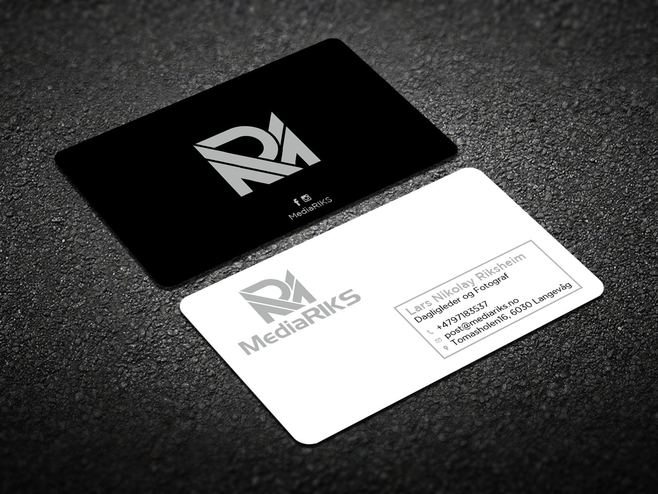 Business Card Design by Verified artistry (Design garden) for MediaRIKS | Design #12933768