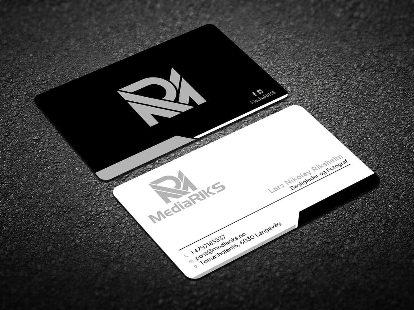 Diseño de Tarjeta de Presentación por Verified artistry (Design garden) para MediaRIKS | Diseño #12933773