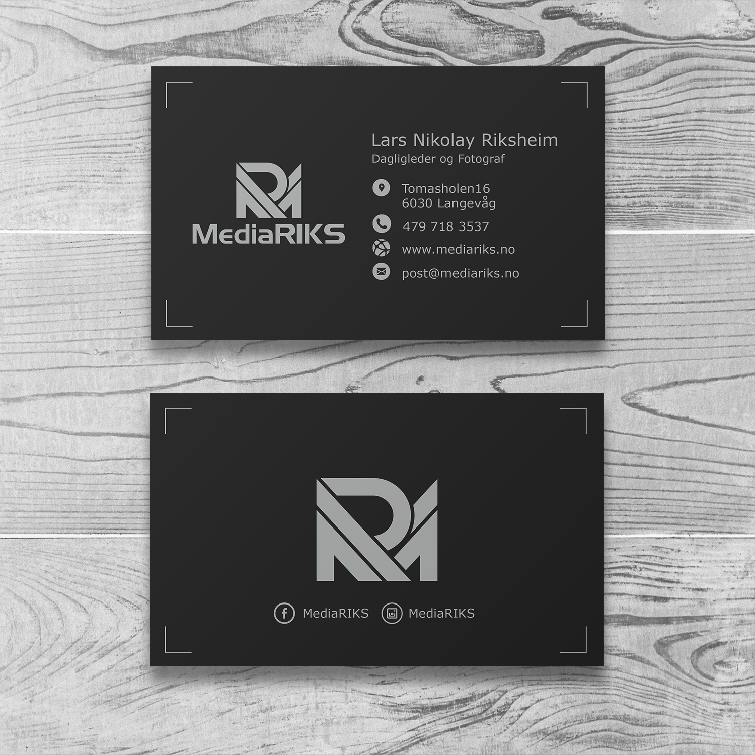 Visitenkarten-Design von phoenixx für MediaRIKS | Design #12945539
