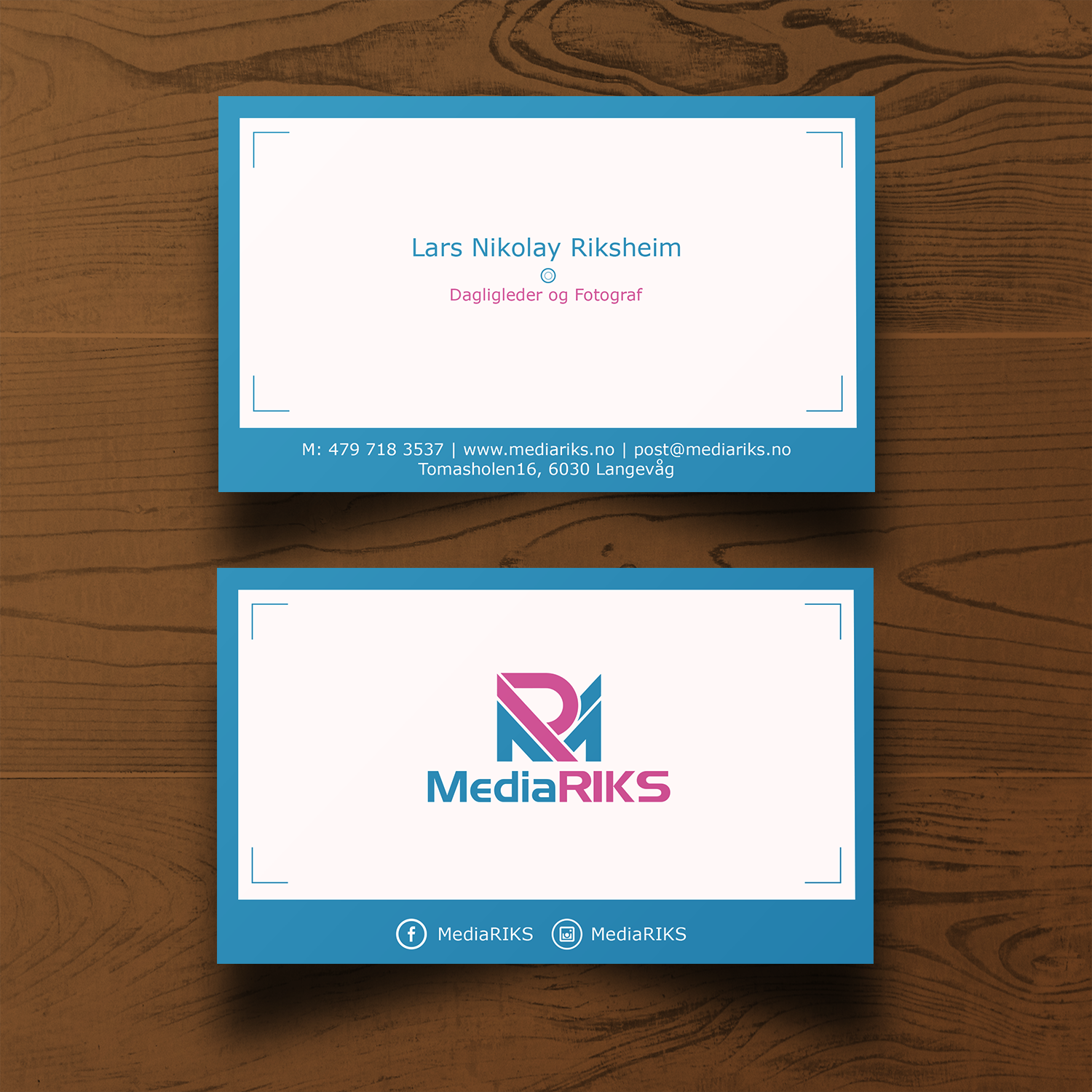 Business Card Design by phoenixx for MediaRIKS | Design #12955614