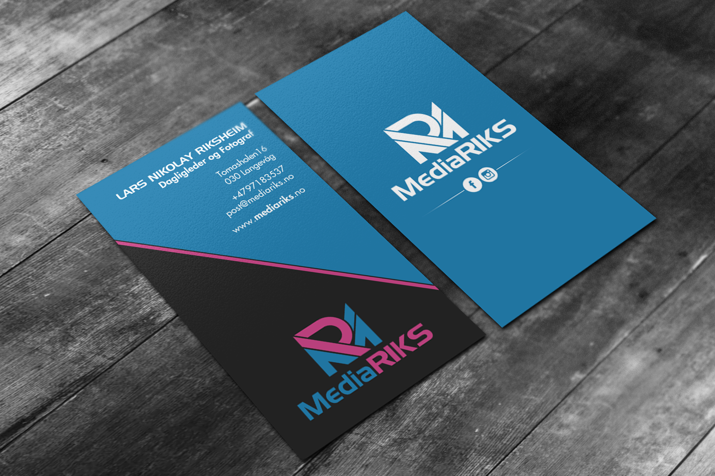 Business Card Design by chandrayaan.creative for MediaRIKS | Design #12995235