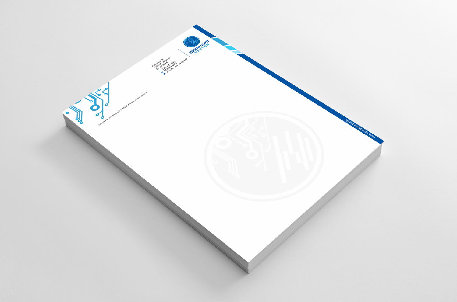 Design En-Tête par SKYdesign pour ce projet | Design #13147463