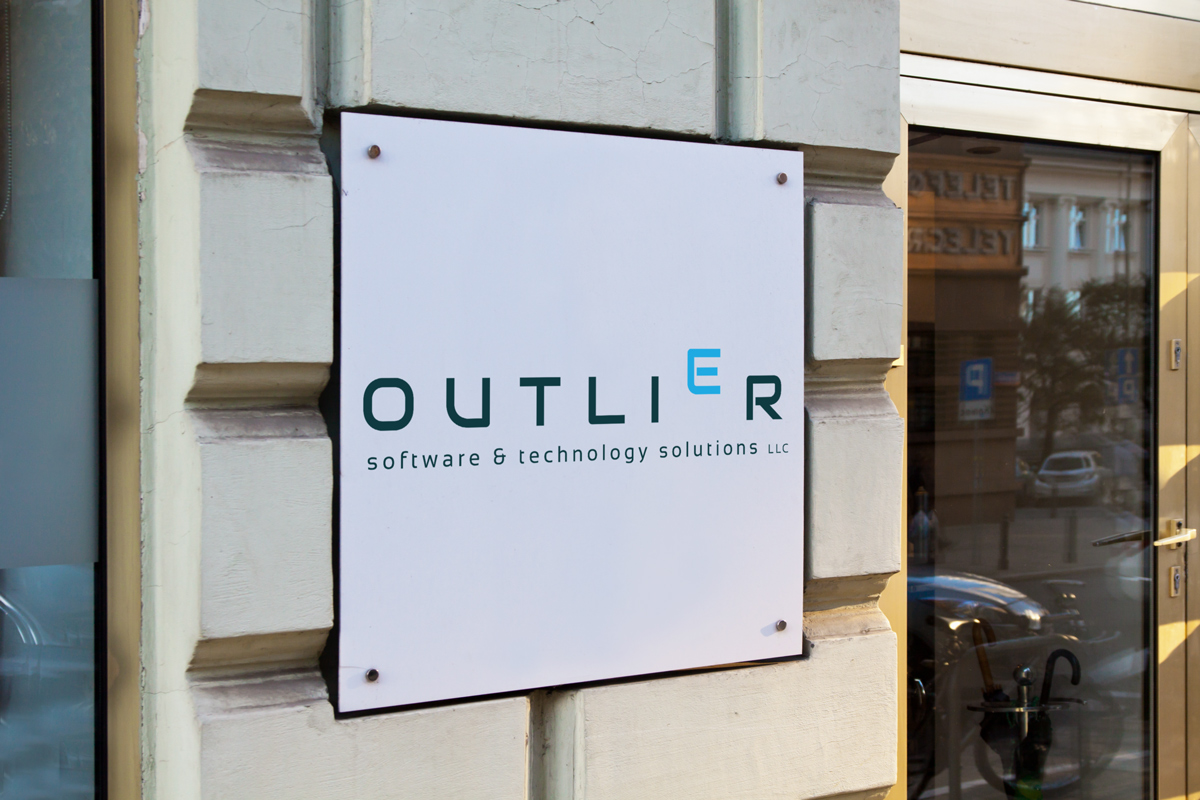 Logo-Design von nitexblue für Outlier Software & Technology Solutions LLC | Design #13259835