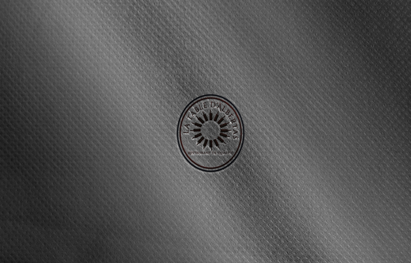 Design de Logo par Top king  designer pour Relais de la Magdeleine | Design #13258653