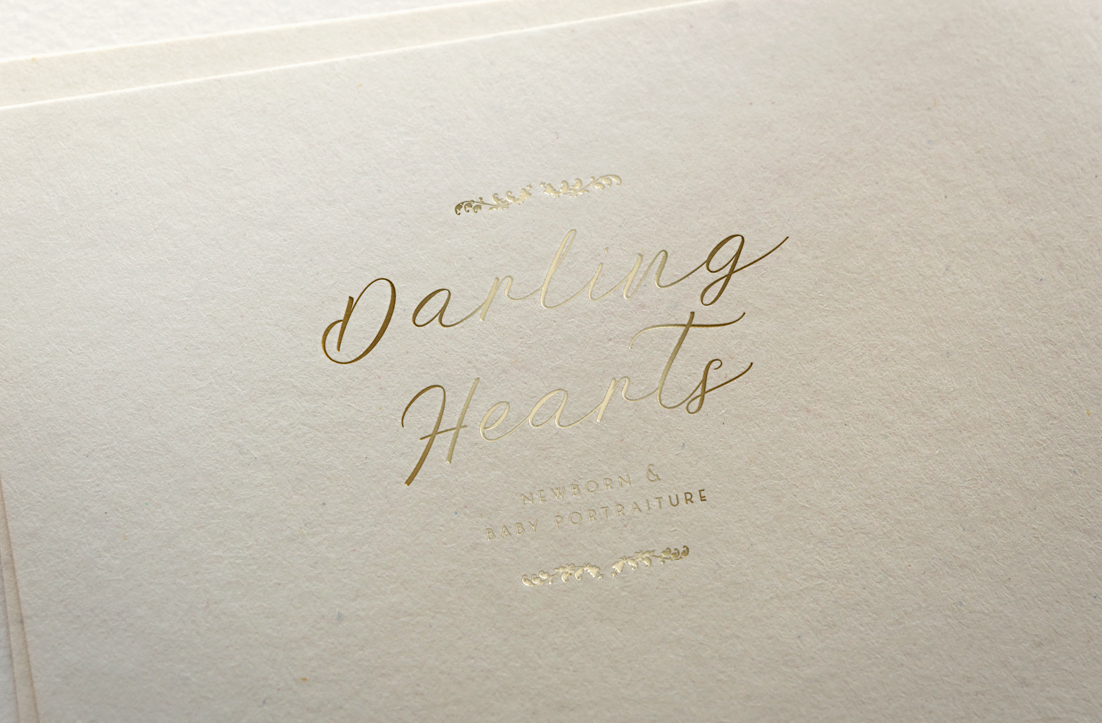 Diseño de Logo por GLDesigns para Darling Hearts Newborn and Baby Portraiture  | Diseño #13428769