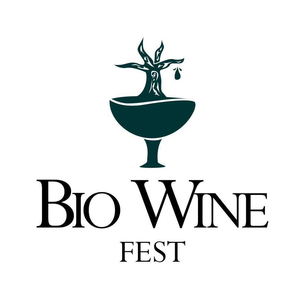 Logo Design by nandawicaksono12 for ivinum, unipessoal Lda | Design #13564950