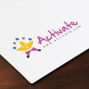 Design de Logo par webeezine pour Starlight Dance Academy | Design : #14013966