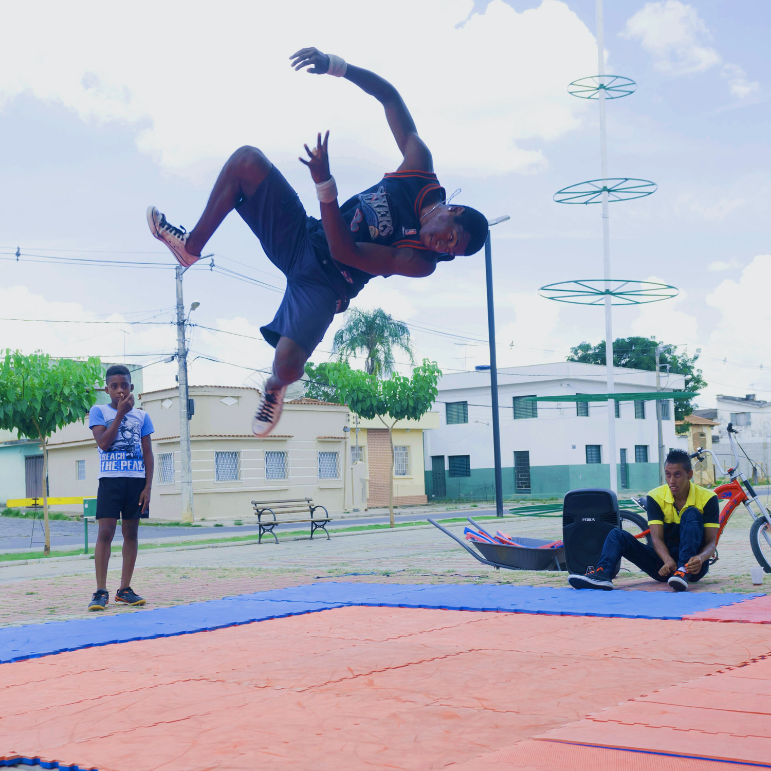 Photography by Diogenes Deivison for DesignCrowd (Community Contests) | Design #14176757