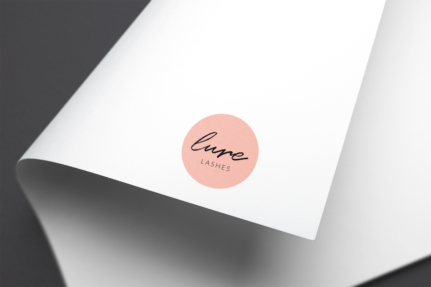 Logo-Design von B+ für lure lashes  | Design #14118802