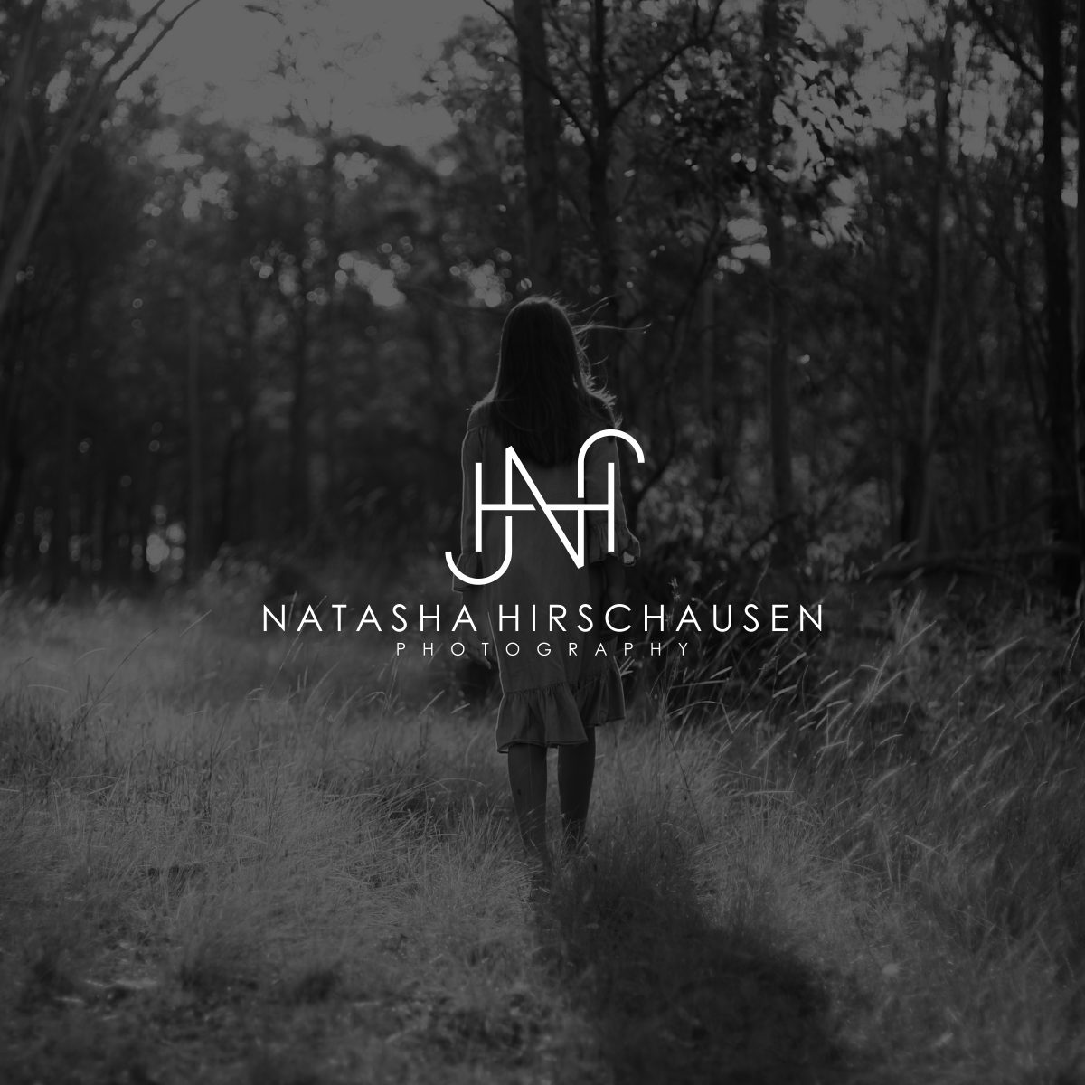 Diseño de Logo por rendy cemix para Natasha Hirschausen Photography | Diseño #14326554