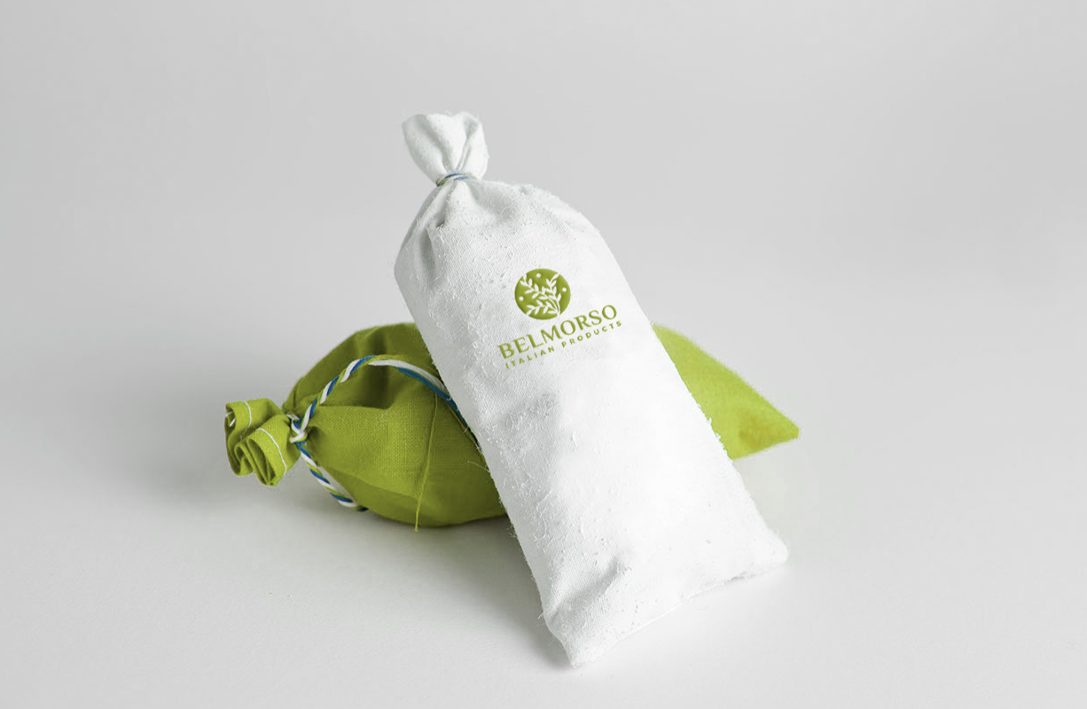 Design de Logo par wonderland pour Taste With Gusto | Design #14696570