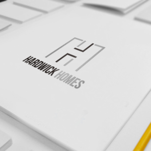 Logo-Design von ochaTheAngel für Hardwick Homes | Design #14451612