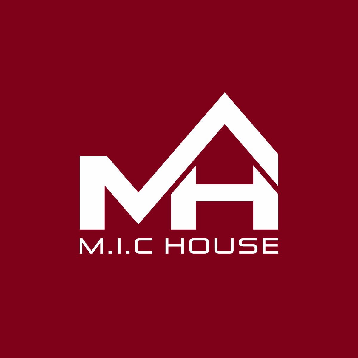 Diseño de Logo por papamnoguera para M.I.C HOUSE | Diseño #14516264