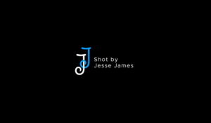 Design de Logo par briliana pour Shot By Jesse James Photography  | Design : #15108395