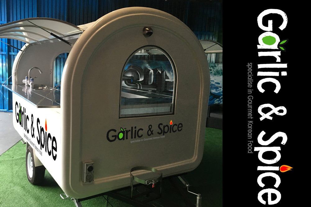 Diseño de Logo por R.Bello para Garlic & Spice | Diseño #15176121