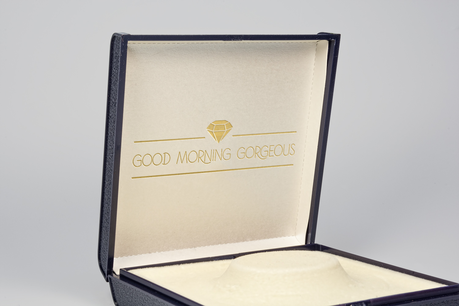Diseño de Logo por Artglass para Good Morning Gorgeous | Diseño #15269624