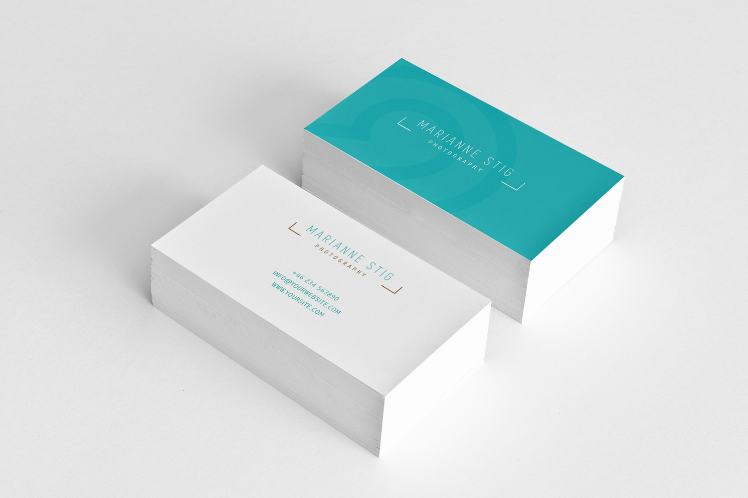 Logo-Design von Sarah Mathews für Marianne Stig Photography | Design #15358840