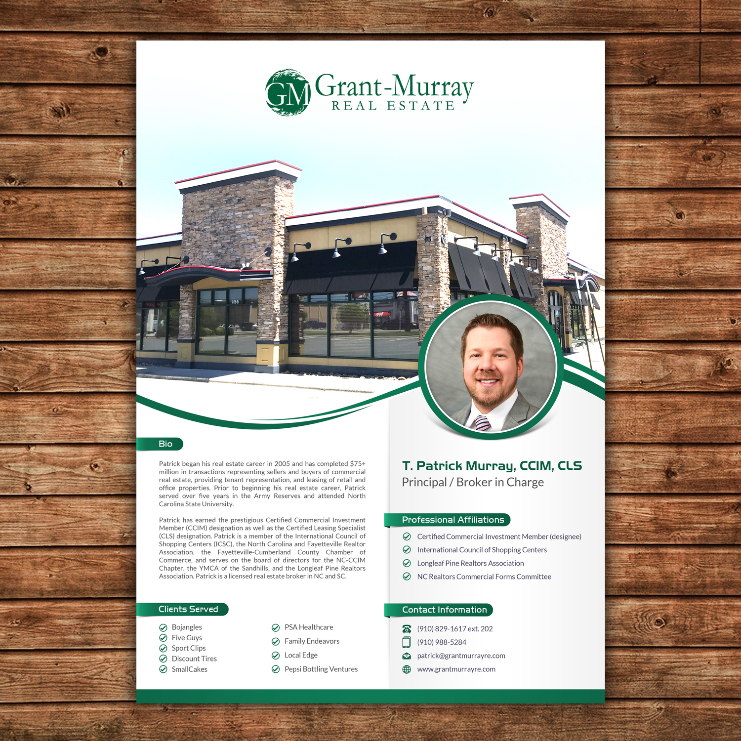 Diseño de Flyer por debdesign para Grant-Murray Real Estate | Diseño #15388452