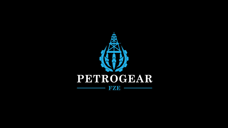 Diseño de Logo por ZAR-PK para Petrogear FZE | Diseño #15456827