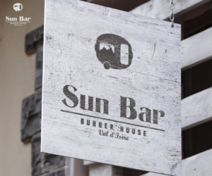 Design de Logo par ChicD pour Sarl club house de la Face | Design : #15638623