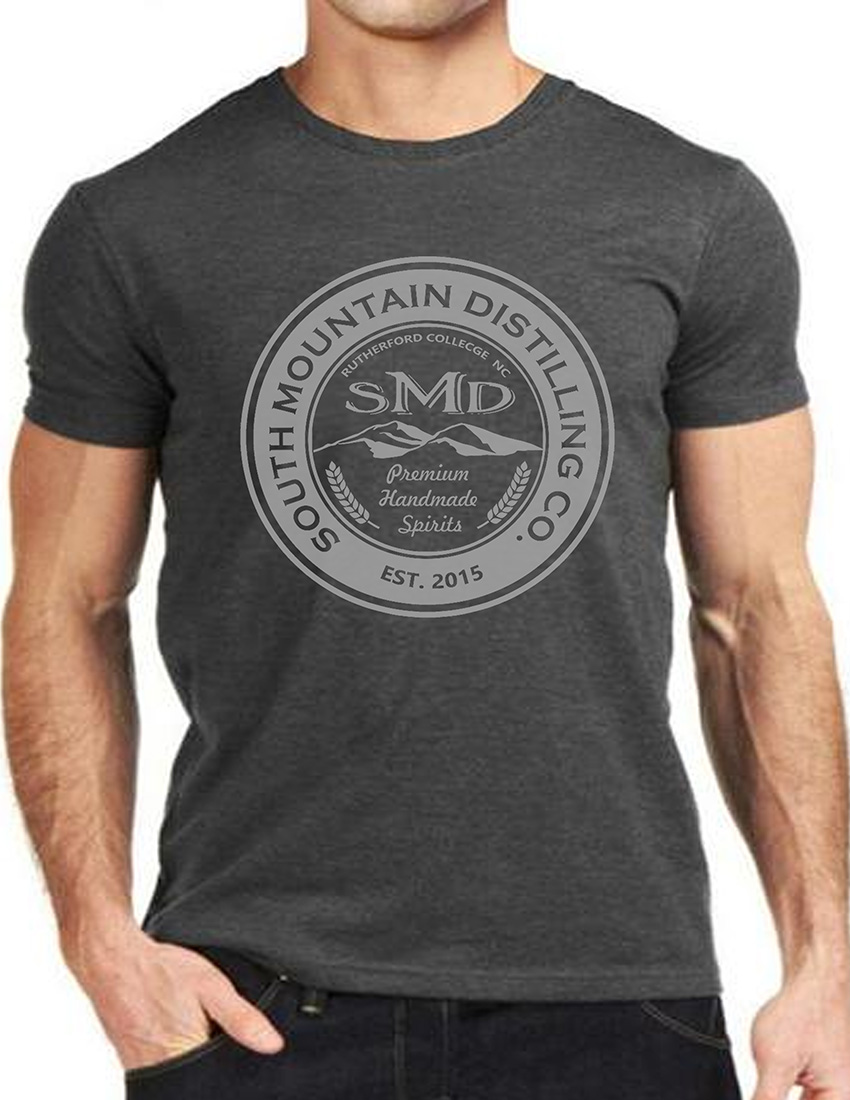 Design de Logo par NILDesigns pour South Mountain Distilling Comapny | Design #15806487