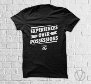 Adventure Travel Lifestyle T-shirt Design | T-Shirt-Design von vjosh