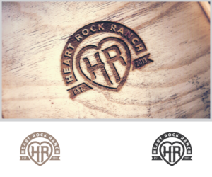 Heart Rock Ranch, est. 2013 | Design de Logo par D_Mantra