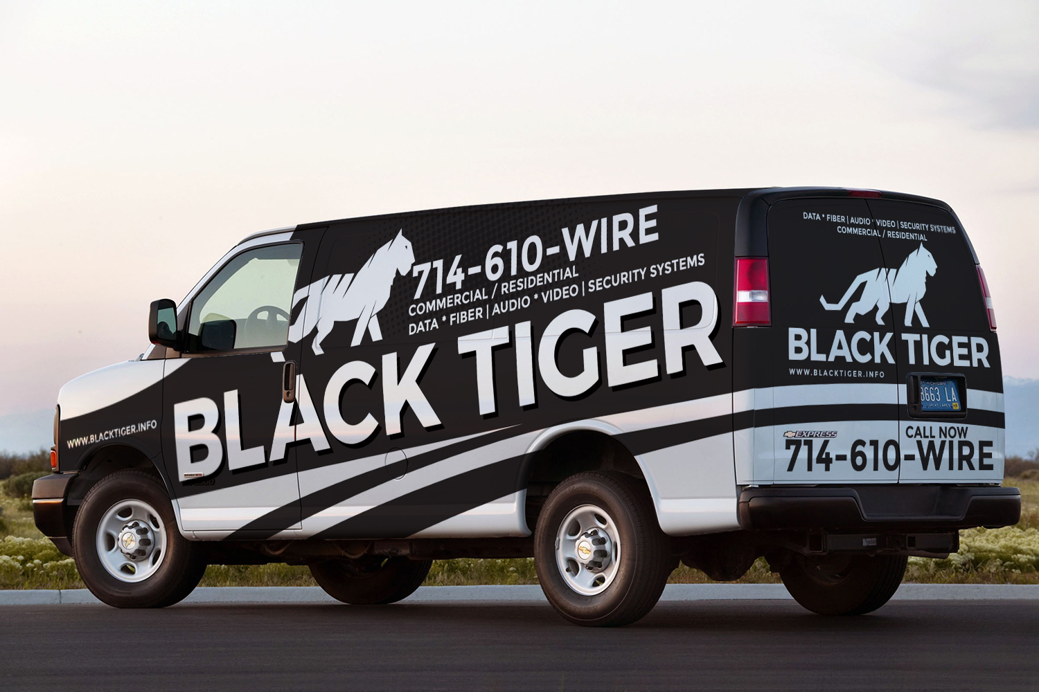 Car Wrap Design by Priyo Subarkah for Black Tiger | Design #17332427