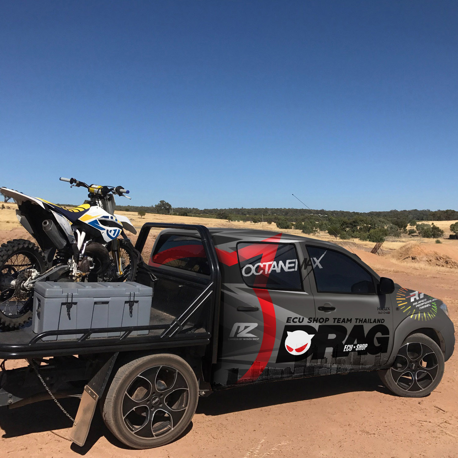 Car Wrap Design by bulate_69 for Outlaw Mechanical | Design #17620482