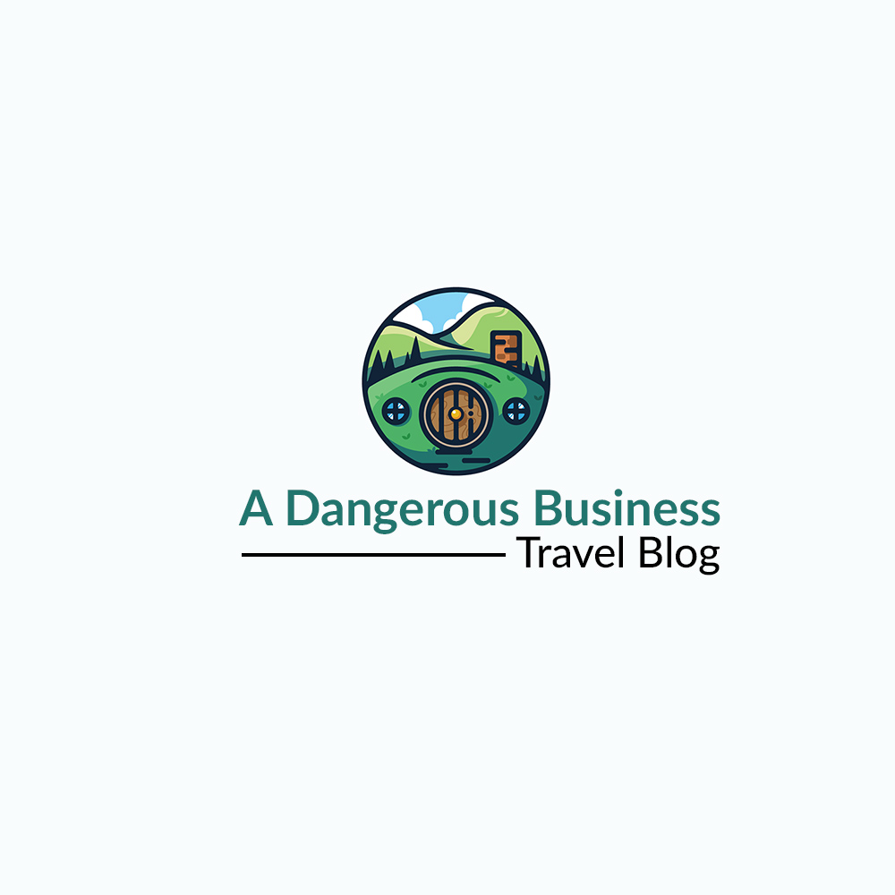 Design de Logo par TB Designs pour A Dangerous Business Travel Blog | Design #17467780