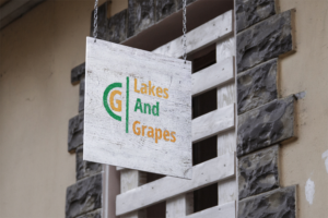 Diseño de Logo por Hossen 2 para Lakes and Grapes | Diseño: #17552469