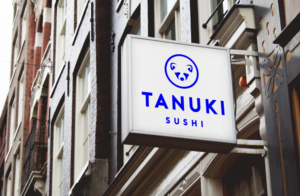 TANUKI SUSHI | Diseño de Logo por GLDesigns