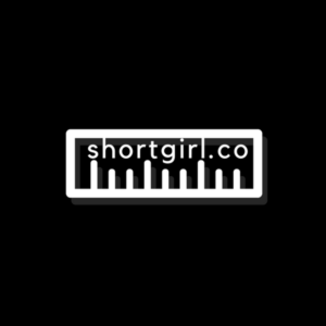 Design de Logo par Hilal Tepeyurt pour SHORTGIRL.CO | Design : #17656214