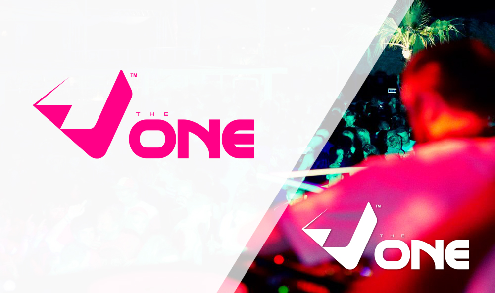 Diseño de Logo por  Butch para 4 The Fans Limited  | Diseño #2764157