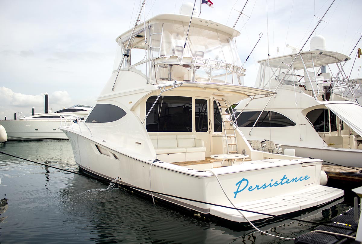 Graphic Design by Juan Andahur for this project | Design #17975628