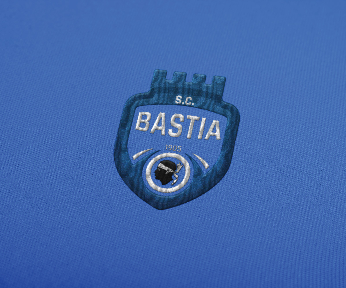 Design de Logo par EddieMarcus pour Ambulance de Lucciana | Design #17986446