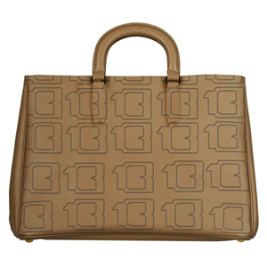 Design de Logo par JR design pour ce projet | Design : #655832