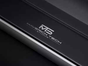Maverick Tech Studios | Diseño de Logo por juie design