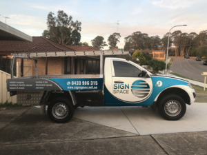 Im looking for a wrap design for my new sign business | Car Wrap-Design von Czeh