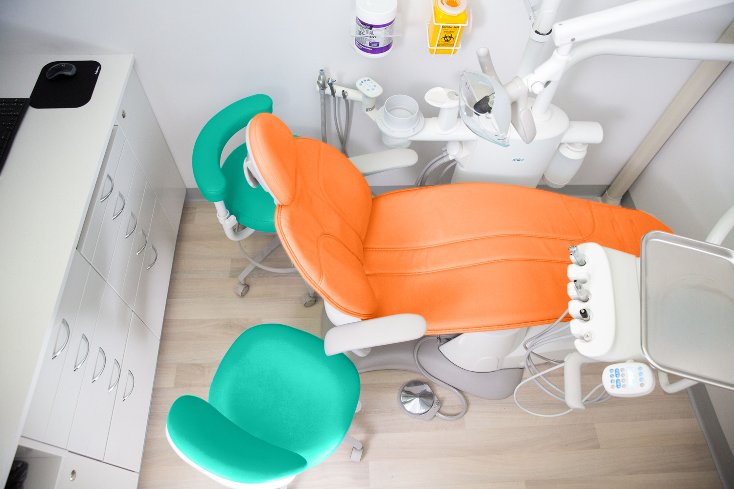 Grafik-Design von uk für AMDC | Design #18622650