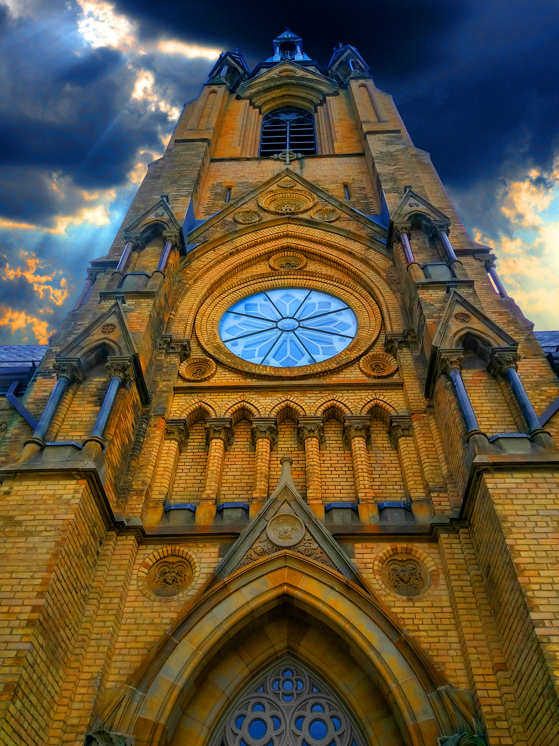 Photography by Katherine Gray Graphic Designer for DesignCrowd (Community Contests) | Design #18845240