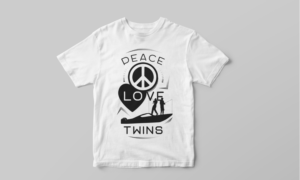 PEACE. LOVE. TWINS Cool Fishing T-Shirt for Active Sport Fishermen. | Diseño de Camiseta por angejimenezm