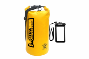 Ultra Dry Adventurer  Dont get wet without us! | Design de Logo par Farqaleit™