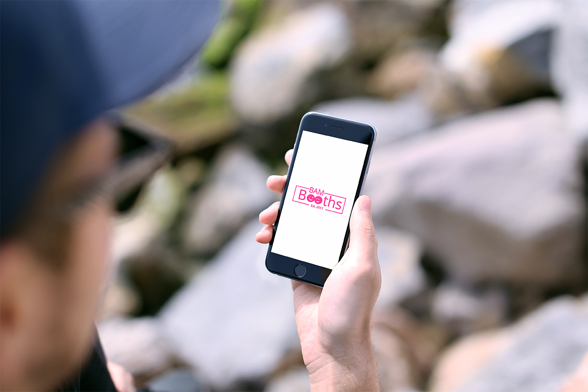 Design de Logo par DesignMe Graphics pour Reakt Media Ltd | Design #19440814