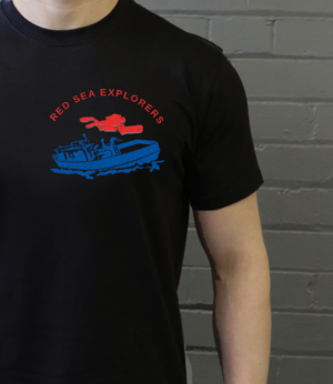 Merchendise for Red Sea Explorers | Design de T-shirt par creative gravity