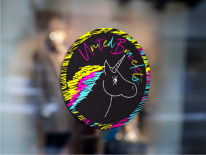 Sticker design for United Bracelets | Diseño de Sticker por Atvento Graphics