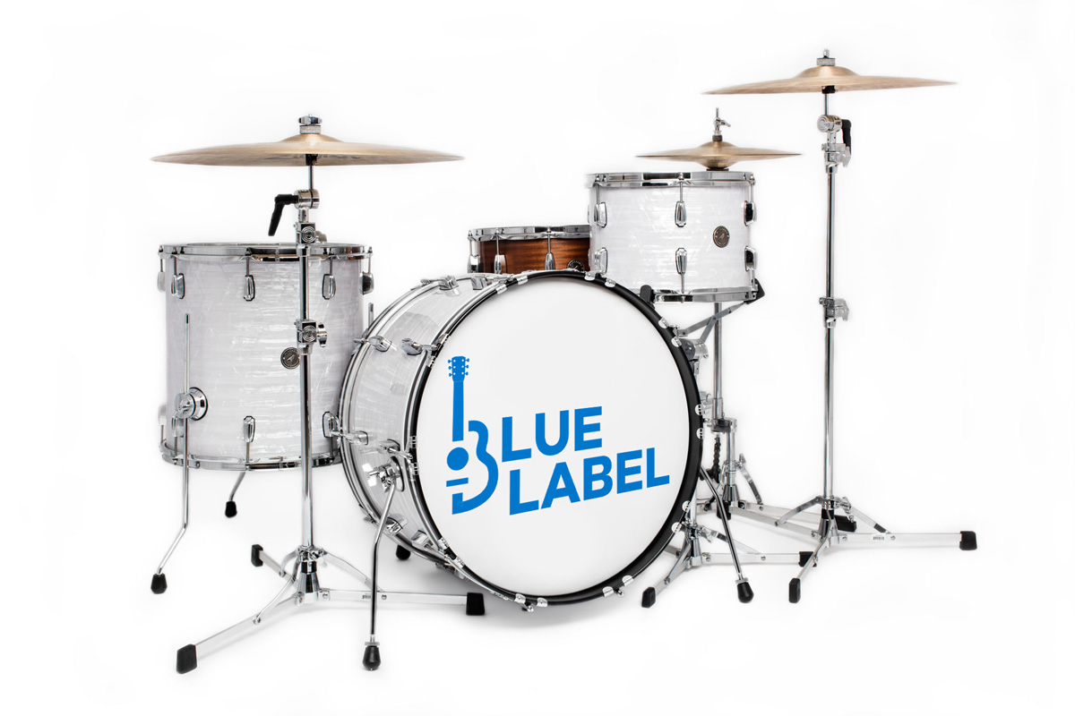 Logo Design by Rodrigo Custodio for Blue Label | Design #19746341