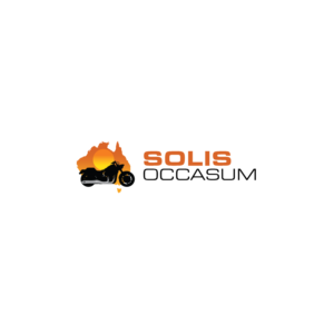 Under or next to the logo image 'Solis Occasum' | Diseño de Logo por Maxo-Biz