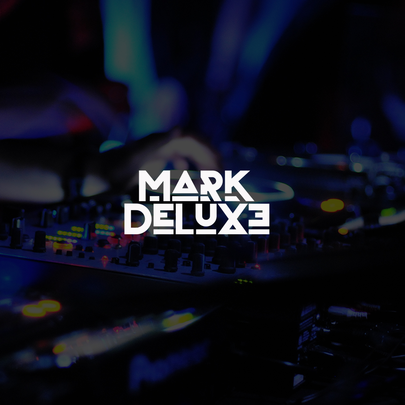 Diseño de Logo por Roman Designs para Mark Deluxe | Diseño #19853892